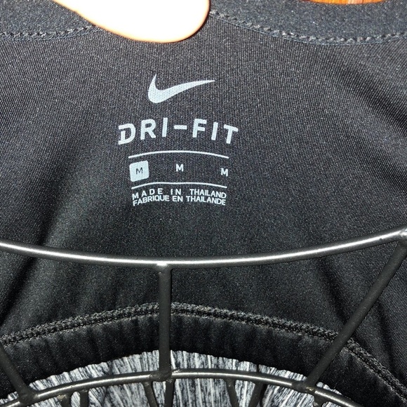 Nike tank top dri fit top size medium gray and black Nike top active wear workou - Picture 4 of 6